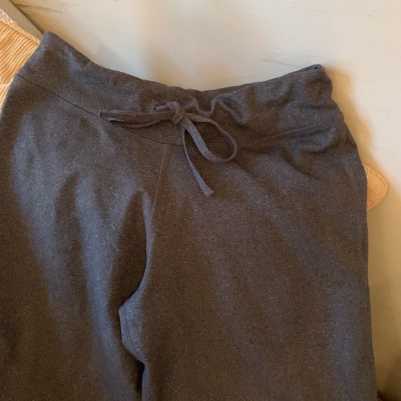 One Tooth Zipper pocket small gray pants! - Picture 3 of 6